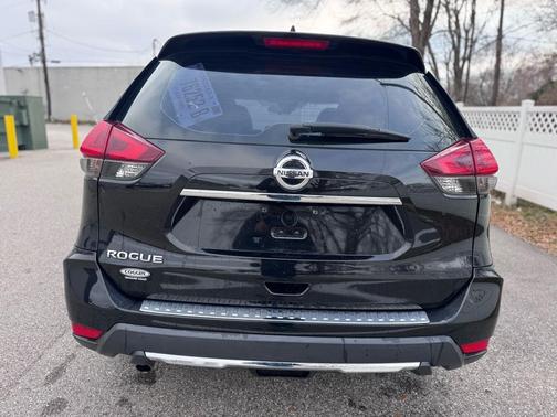 2020 Nissan Rogue S