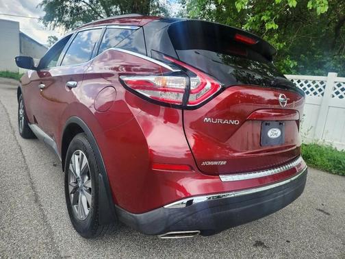Cayenne Red Metallic 2015 Nissan Murano SV