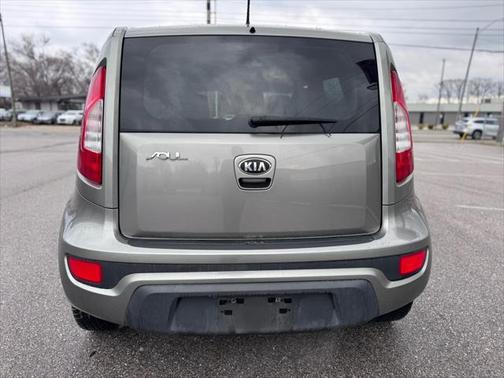 2013 Kia Soul Base