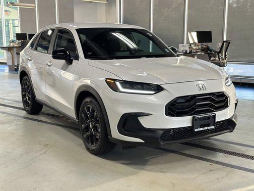 2025 Honda HR-V 2WD Sport