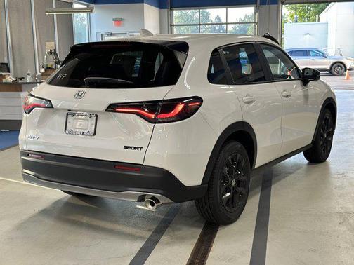 2025 Honda HR-V 2WD Sport