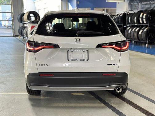 2025 Honda HR-V 2WD Sport