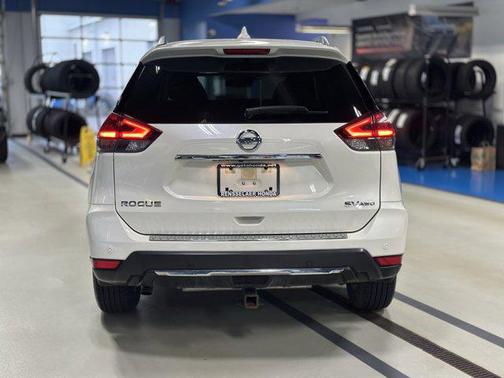 2020 Nissan Rogue SV