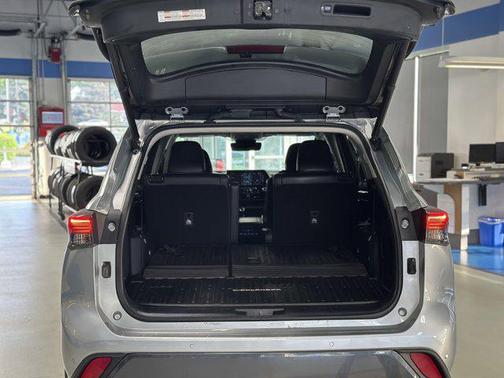 2020 Toyota Highlander Limited