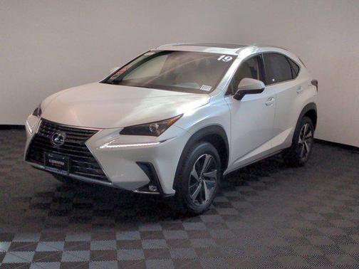2019 Lexus NX 300 Luxury