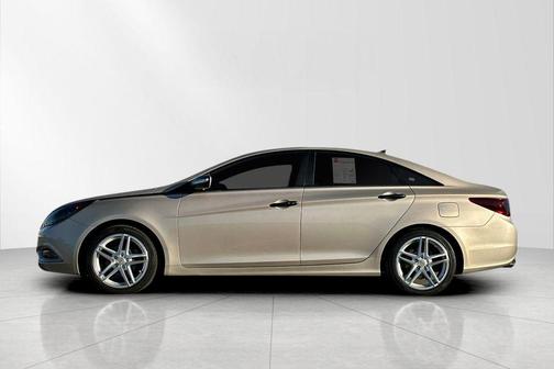2011 Hyundai SONATA Limited 2.0T