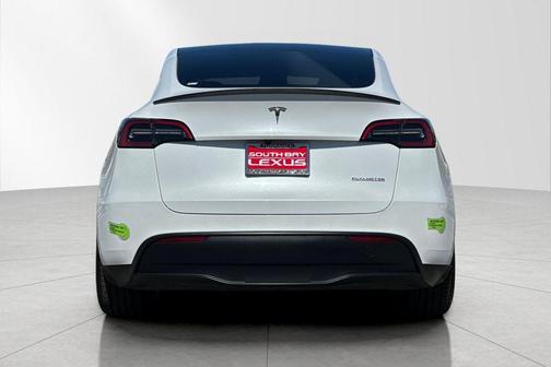 2023 Tesla Model Y Performance Dual Motor All-Wheel Drive