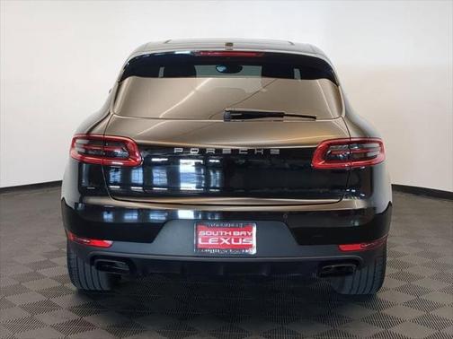 2018 Porsche Macan Base