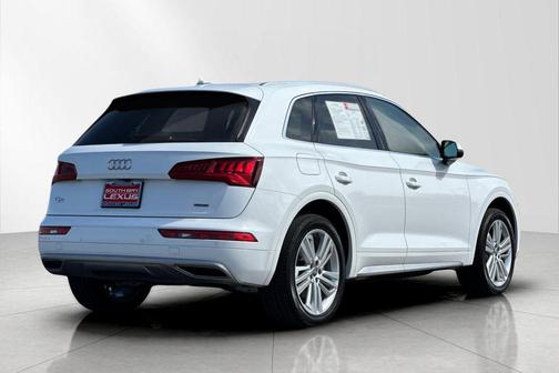 Ibis White 2019 Audi Q5 2.0T Premium Plus