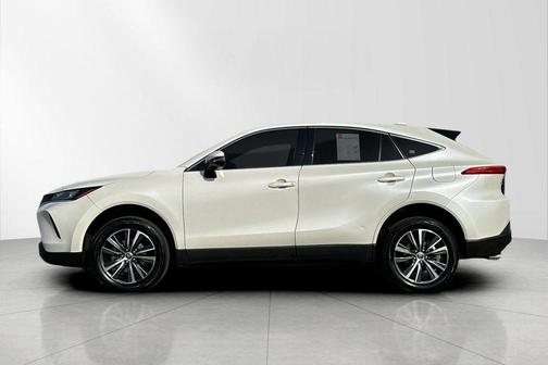 2022 Toyota Venza LE