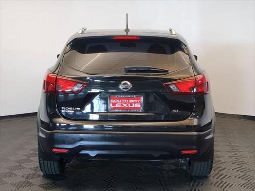 2017 Nissan Rogue Sport SL