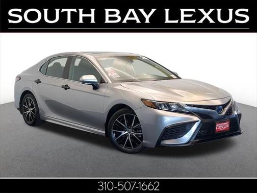 2024 Toyota Camry Hybrid SE