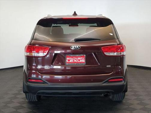 2017 Kia Sorento LX