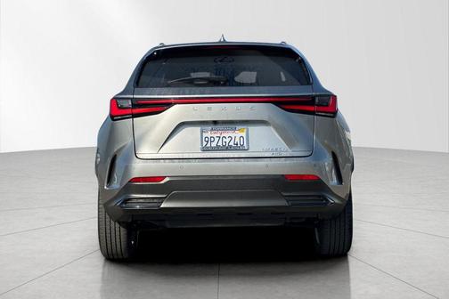 2025 Lexus NX 450h+ Luxury