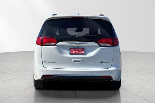 2019 Chrysler Pacifica Hybrid Limited