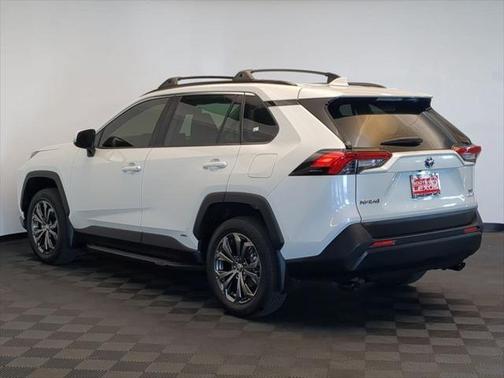 2022 Toyota RAV4 Hybrid XLE Premium