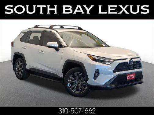 2022 Toyota RAV4 Hybrid XLE Premium