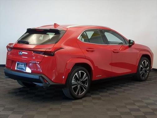 2022 Lexus UX 250h Luxury