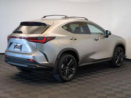 2025 Lexus NX 450h+ Luxury