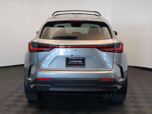 2025 Lexus NX 450h+ Luxury