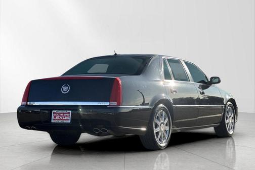 2008 Cadillac DTS Base