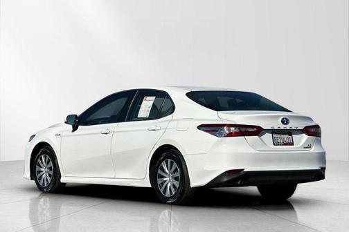 2018 Toyota Camry Hybrid LE