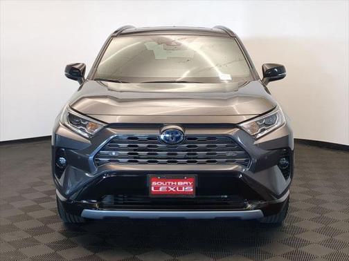 2021 Toyota RAV4 Hybrid SE