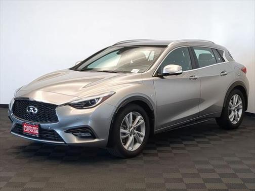 2018 INFINITI QX30 ESSENTIAL