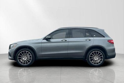 Selenite Grey Metallic 2017 Mercedes-Benz GLC 300 Base