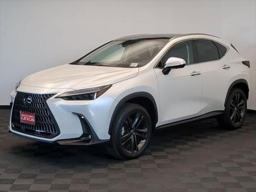 2025 Lexus NX 450h+ Luxury