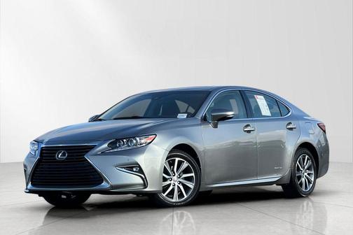 2016 Lexus ES 300h Base