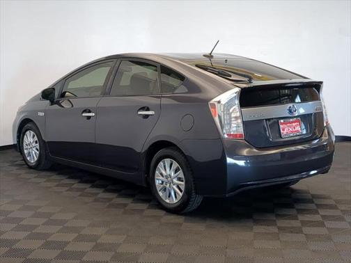 2014 Toyota Prius Plug-in Base