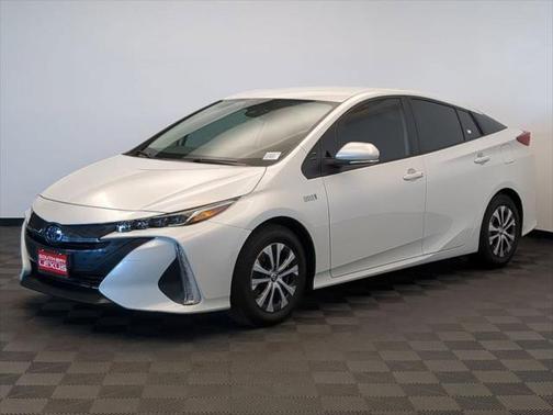 2022 Toyota Prius Prime XLE