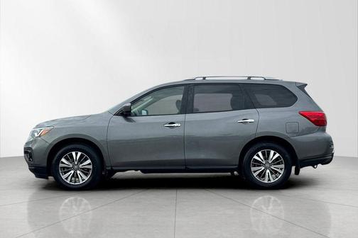 2019 Nissan Pathfinder SV