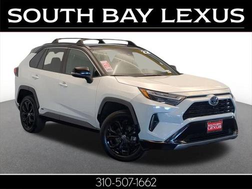 2022 Toyota RAV4 Hybrid SE