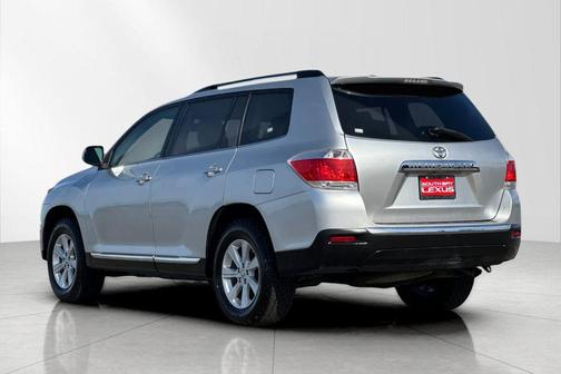 2011 Toyota Highlander SE