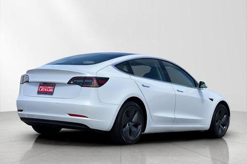 2020 Tesla Model 3 Standard Range