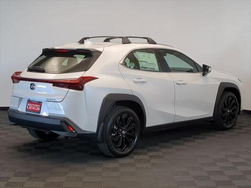 2025 Lexus UX 300h Base