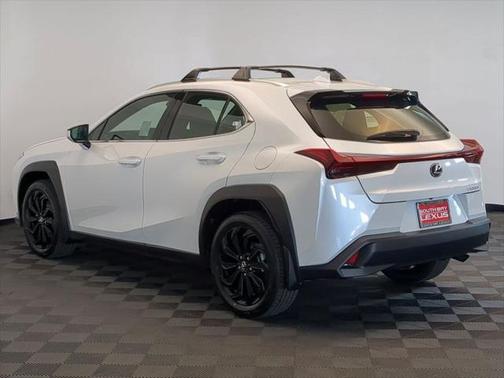 2025 Lexus UX 300h Base