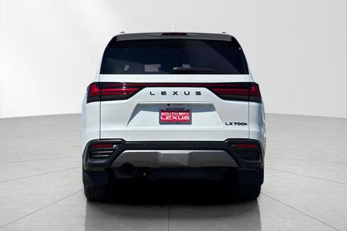 2026 Lexus LX 700h Overtrail