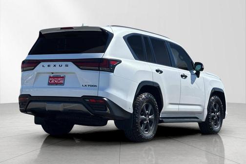2026 Lexus LX 700h Overtrail