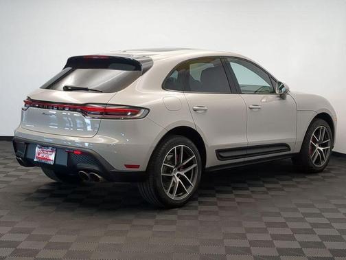 2023 Porsche Macan S