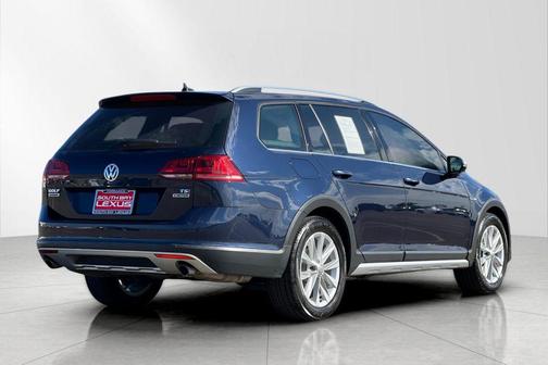 2017 Volkswagen Golf Alltrack TSI SE