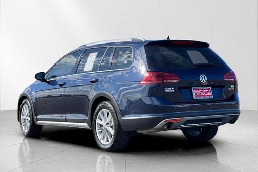 2017 Volkswagen Golf Alltrack TSI SE