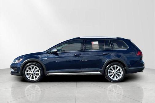 2017 Volkswagen Golf Alltrack TSI SE