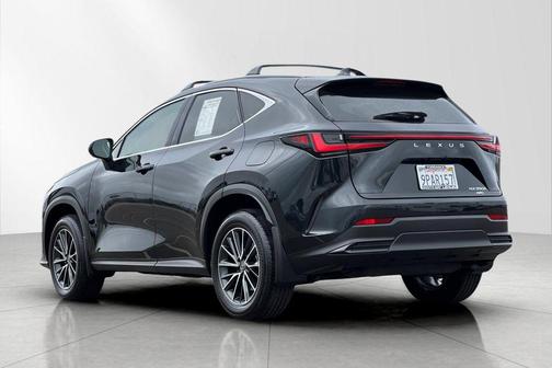 2025 Lexus NX 350h Premium