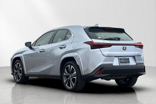 Iridium 2025 Lexus UX 300h Premium