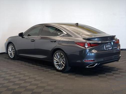 2022 Lexus ES 350 Luxury