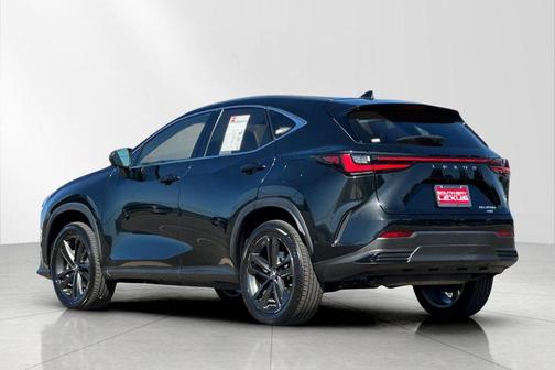 2022 Lexus NX 450h+ Luxury