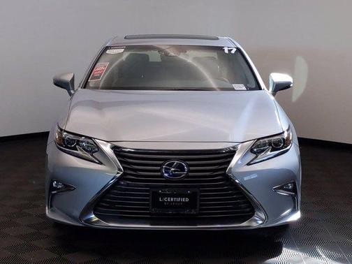 2017 Lexus ES 300h Base